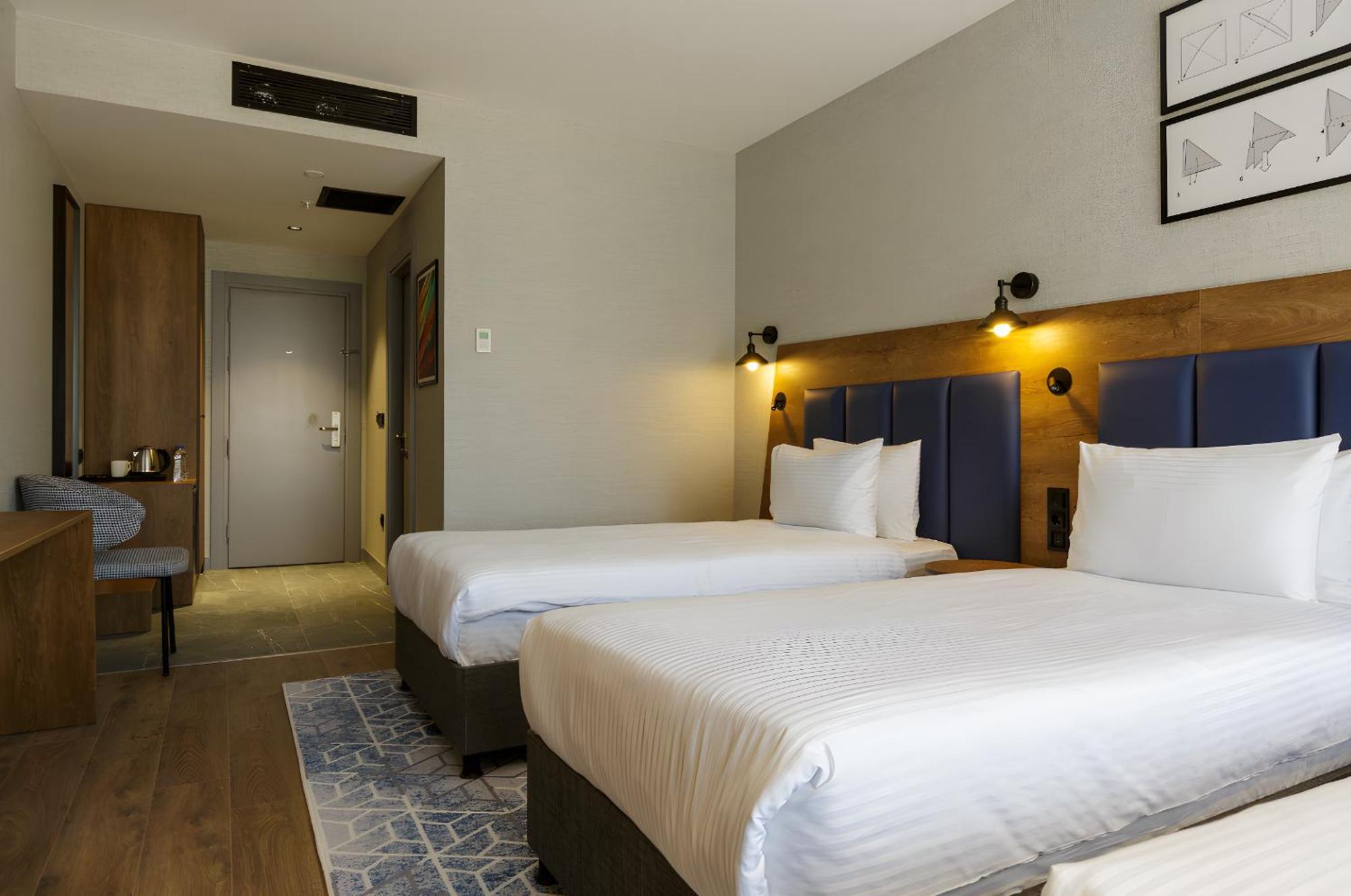 Ramada Encore By Wyndham Arnavutkoy Hotel Stambuł